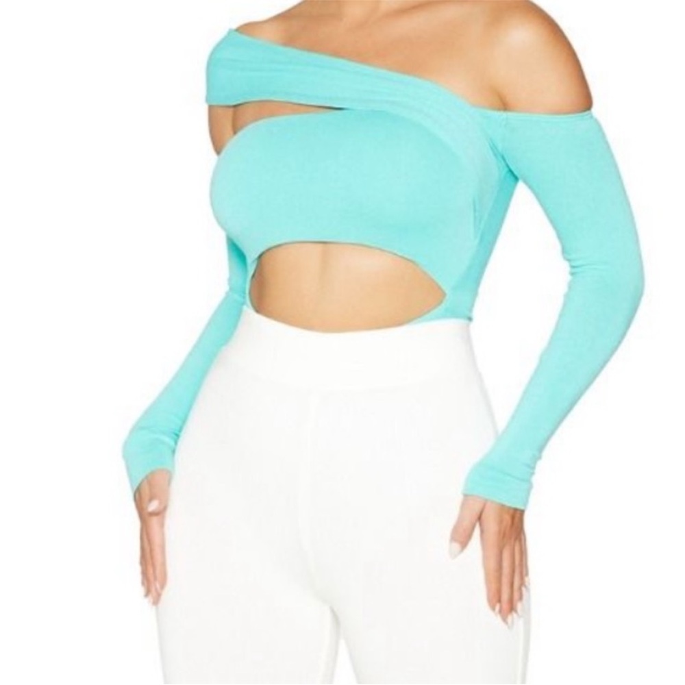 Naked wardrobe👗extra cold shoulder off shoulder cut out long sleeve bodysuit 👗 - Picture 5 of 13
